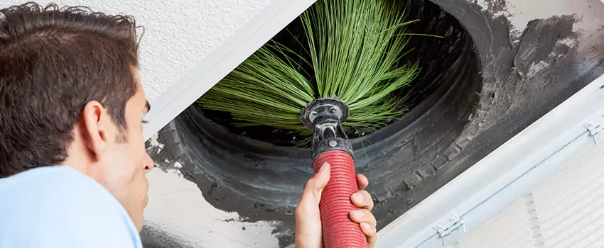 Clogged Air Duct Cleaning Process in Saint Georges, QC